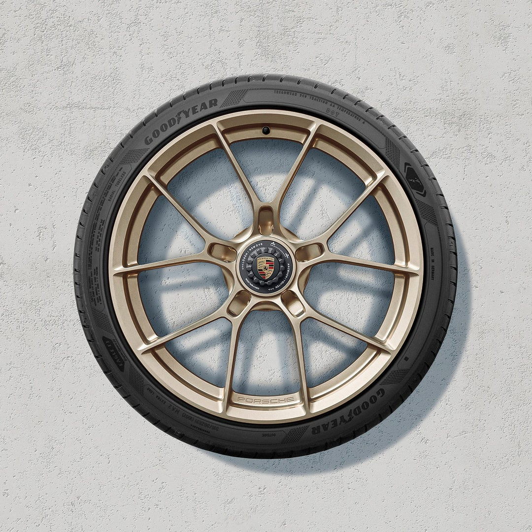 Porsche 20/21-inch 911 Carrera GTS Lightweight Wheelset with Central Locking (992.2)