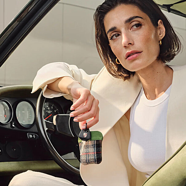 Porsche 50 Years of 911 Turbo Key Pouch - Green