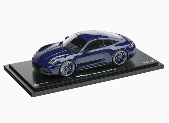 Porsche 911 Carrera 4 GTS 992.2 40Y Porsche Italia, 1:18 Scale Model Car - Blue