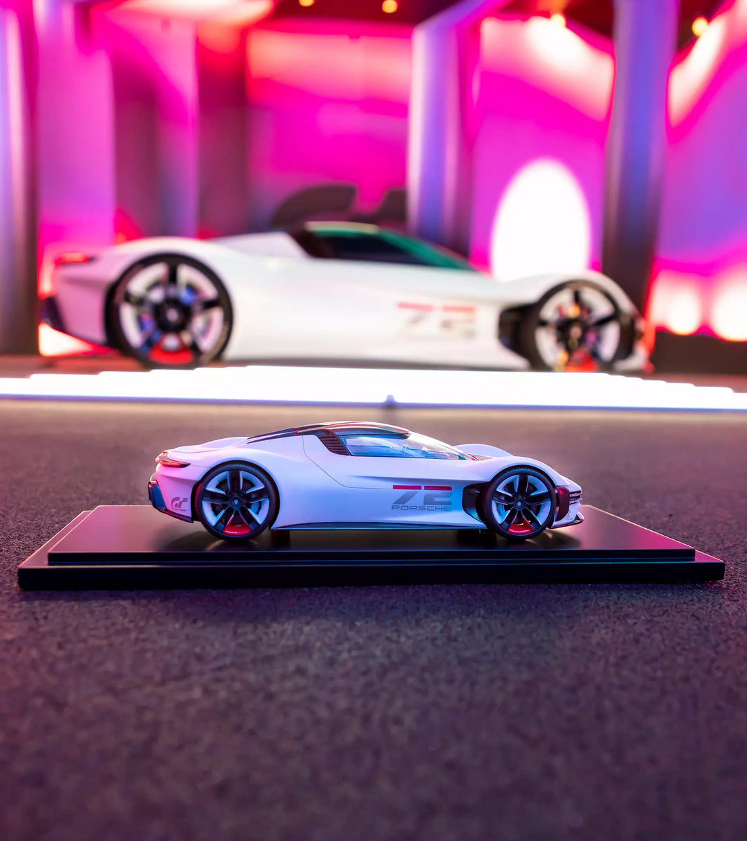 Porsche Vision Gran Turismo Model Car - 1:18 Scale